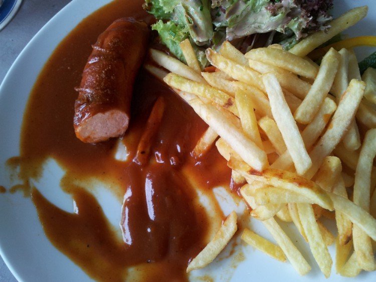 Currywurst im Innsteg